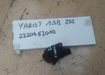 TOYOTA YARIS I 1,3 VVTI przepływomierz 22204-6J010