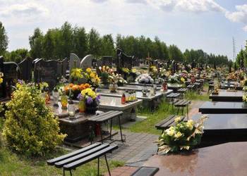 Krzyż drewniany z montażem, cmentarz grabiszynek, Wrocław, montaż krzyża