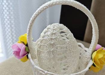 Koszyczek Wielkanocny z jajkiem