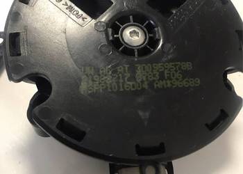 Silnik regulacji lusterka VW Golf VI Ibiza Touran 3009595788