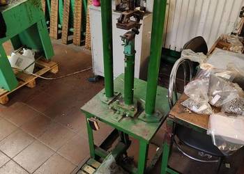 Przybijarka obcasów