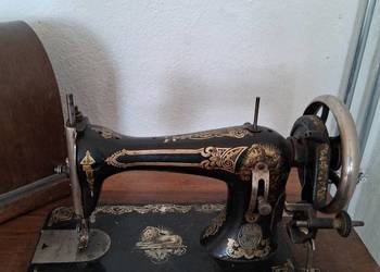 Sprzedam maszynę stara zabytkowa