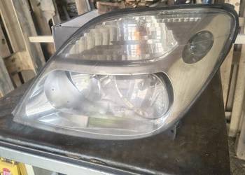 Lampa scenic 1