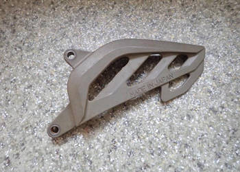 OSŁONA ZĘBATKI PRZÓD YAMAHA YZ 450 F 03-05R WR OSŁONA ZĘBATKI PRZÓD YAMAHA YZ 450 F 03-05R WR