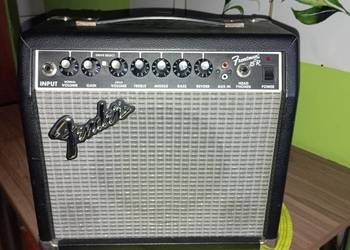Wzmacniacz gitarowy Fender Frontman 15 R,moc użyteczna 15 W RMS