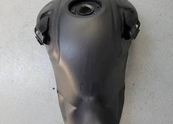 Suzuki Gladius GSF 650 ZBIORNIK PALIWA BAK OSŁONA