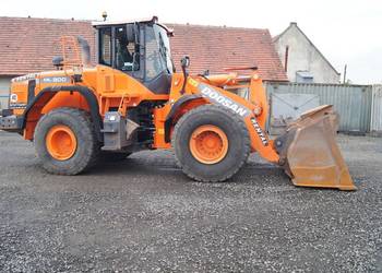 Ładowarka DOOSAN DL 300-3