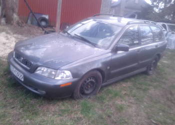 volvo v40 s40 czesci maska blotnik lampa zderzak drzwi silnik skrzyn 1,9dci