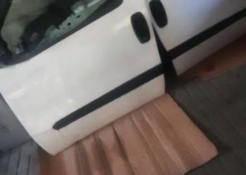 Fiat Doblo Drzwi przednie prawe i lewe 2012 r