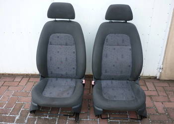 Fotele siedzenia Skoda Fabia 1