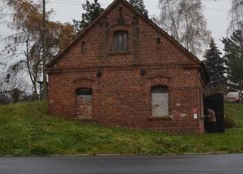 Budynek mieszkalno-gospodarczy w Wierzchowicach