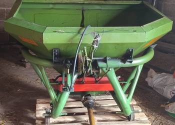 Rozsiewacz nawozów Amazone zaf 804 r z hydrauliką
