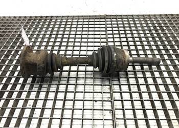 PÓŁOŚ LEWY PRZÓD NISSAN TERRANO I 2.4 103KM 86-96 PRZEGUB