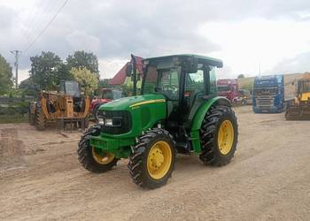 JOHN DEERE 5070M