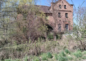 Gorzelnia w Łazach