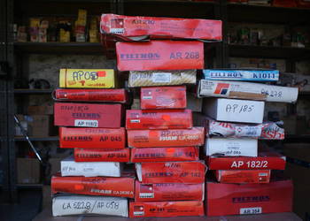 FILTRON - FILTR POWIETRZA DB W124,W201