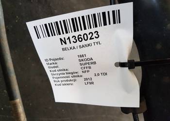 BELKA / SANKI TYŁ 5N0505235Q SKODA SUPERB II