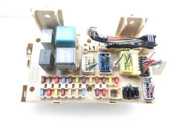 BSI TOYOTA AVENSIS II 2.2 D-CAT 2AD-FHV 82641CA030F