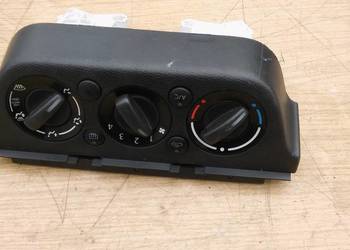Swift mk6 04-10 panel nawiewu klimatyzacji