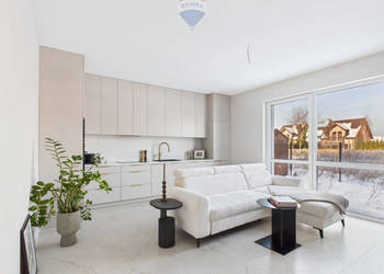 Nowe mieszkanie z prywatnym ogródkiem w Wawrze