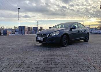 Volvo S60 D3 5 cylindrów Salon Polska