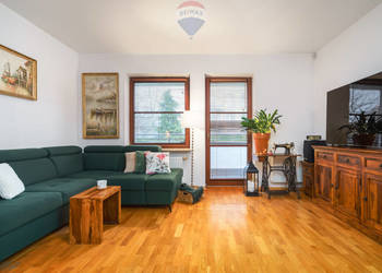 Klimatyczne z dużym balkonem, zielona okolica