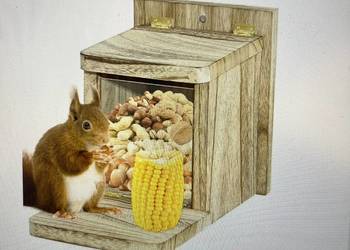 KARMNIK DLA WIEWIÓREK DREWNIANY NA KUKURYDZĘ ORZESZKI ZIEMNE