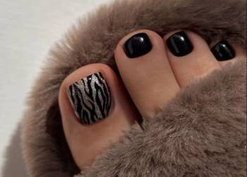 Manicure i pedicure – styl, który zawsze masz przy sobie Manicure i pedicure – styl, który zawsze masz przy sobie