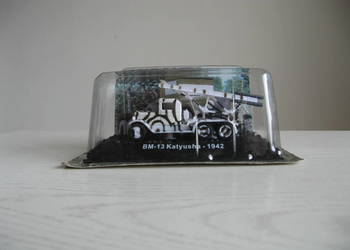 Radziecka wyrzutnia rakietowa BM-13 Katiusza, 1:72/Nowa!