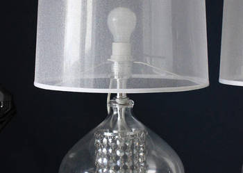 Lampa szklana z kryształkami