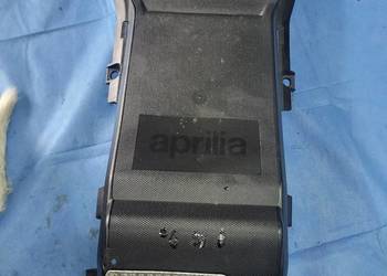 Aprilia TUONO V4 1100 nadkole tył osłona dolna wypełnienie plastik owiewka