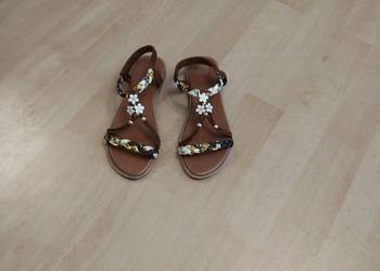 Sandały sandałki damski w stylu Boho z kwiatkami rozm. 39