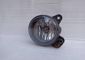 VW Transporter T5 Skoda Fabia II 2 halogen prawy