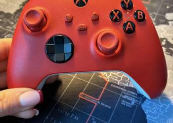 Kontroler microsoft bezprzewodowy Xbox Pulse Red