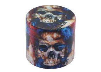 Metalowy Młynek do Tytoniu Suszu Czarny z Czachą i Niebieskimi Przebłyskami