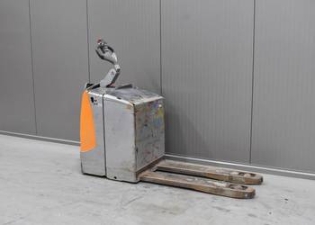 Wózek widłowy paleciak STILL EXU-SF 20 sztaplarka piesek