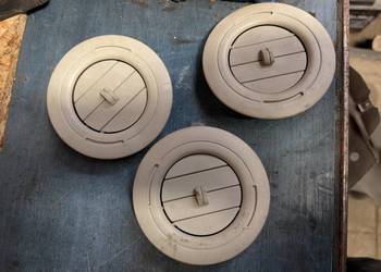 Kratki nawiewu podsufitki town country grand caravan