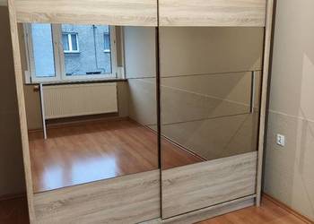 Szafa duża drzwi przesuwne