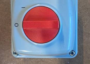 Włącznik wyłacznik krzywkowy nowy