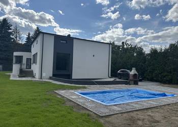 ZAMIANA Willa modernistyczna las basen duża działka