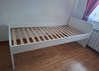 Rama łóżka jednoosobowego ikea slakt