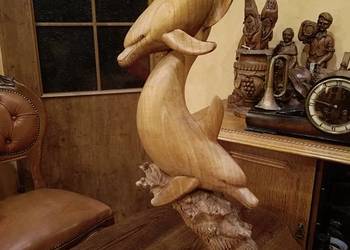 Rzeźba drewniana tańczące delfiny