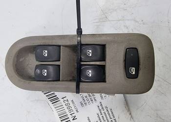 PRZYCISK RENAULT CLIO III 8200356758