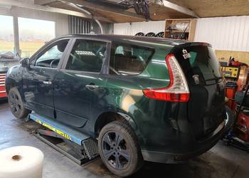 Renault Grand Scenic III 3 1.4TCe 2010r