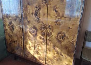 Szafa drewniana trzechdrzwiowa z czasów PRL