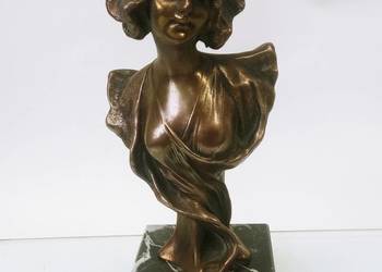 Henri Jacobs - Rzeźba, Kobieta w Czepcu Brąz