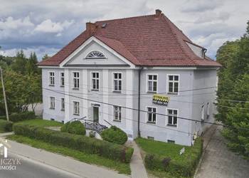 Duży budynek komercyjny w Górowie Iławeckim
