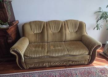 Kanapa sofa z funkcja spania oliwkowa klasyczna