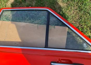 Drzwi lewy tył Audi 80 b1 marsrot L31B