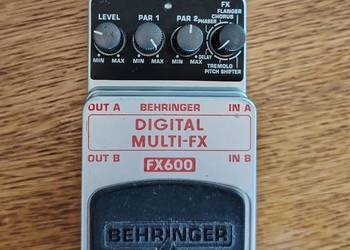 Behringer FX600